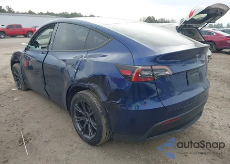 2024 Tesla Model Y Long Range Dual Motor All-Wheel Drive из США, поврежденный, VIN 7SAYGDEE5RA329172